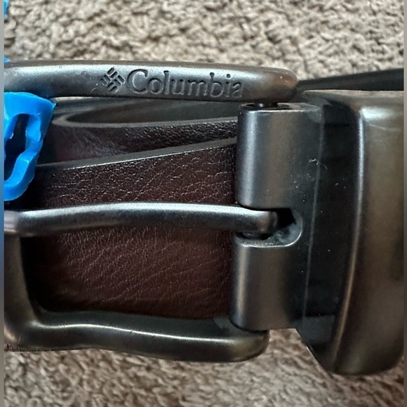 Columbia men’s belt reversible xl new with that’s size XL 42-44 black brown - Picture 2 of 4